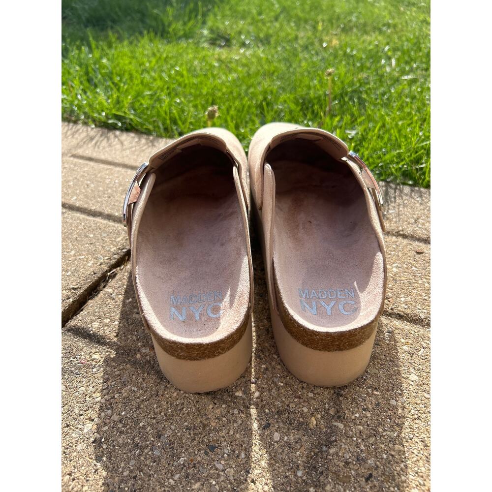 Madden NYC Women's Buckle Platform Clogs in Sand. NWOB. Size 8 - Picture 5 of 7